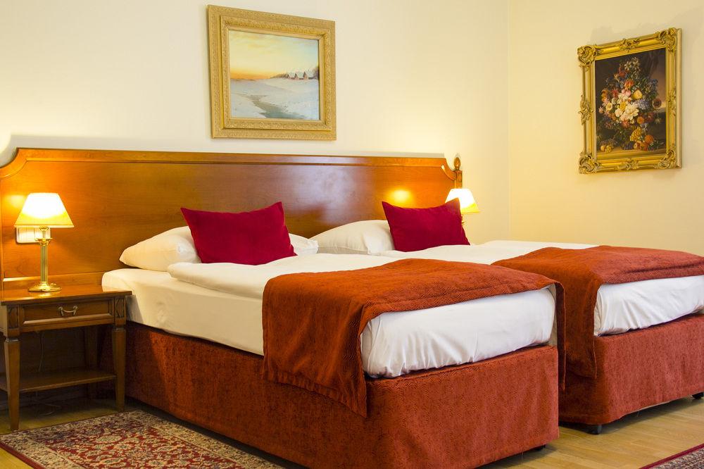 Boutique Seven Days 4* Praha